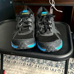 Men’s running shoes
